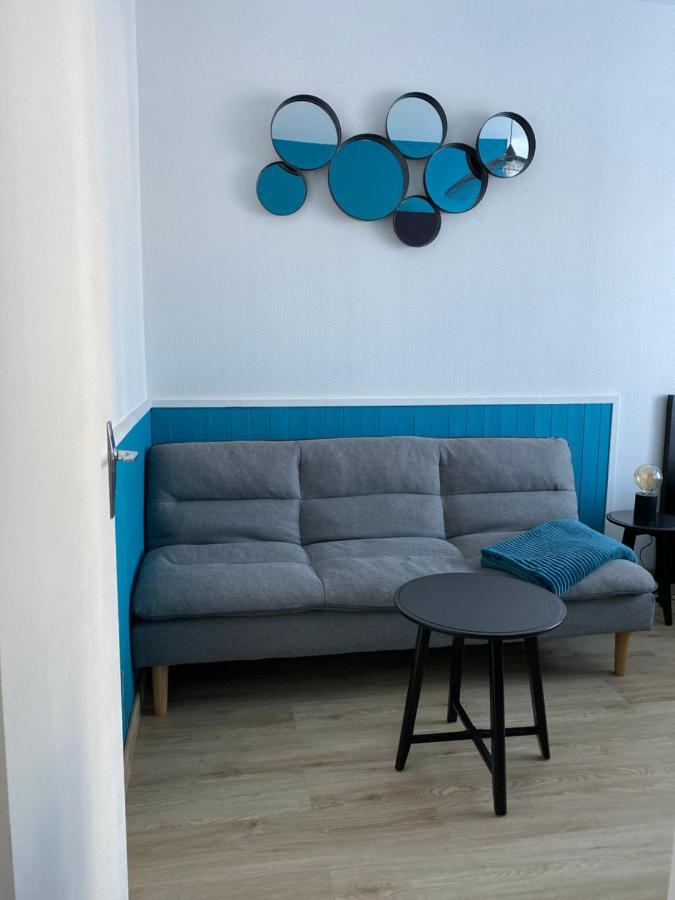 Apartment Blue Sky