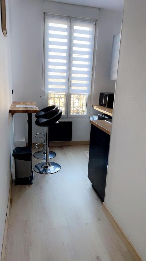 Blue Sky Apartment